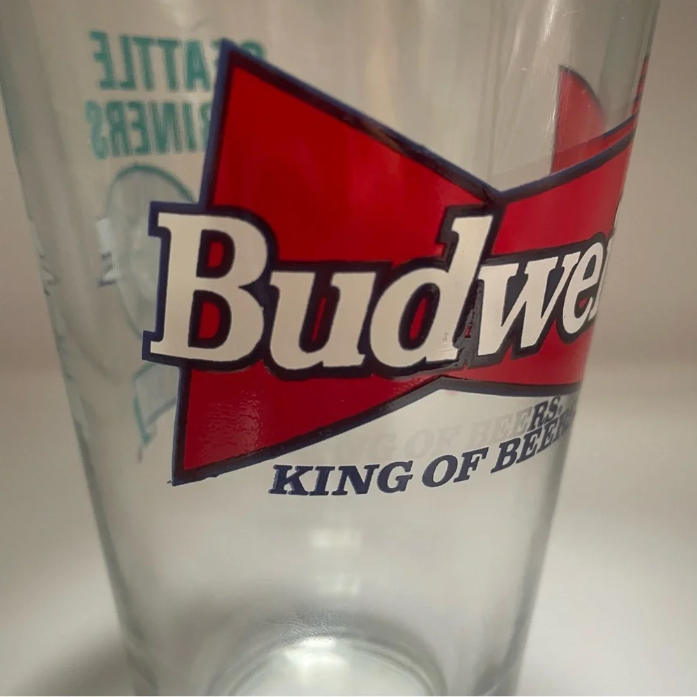 Budweiser pint glass